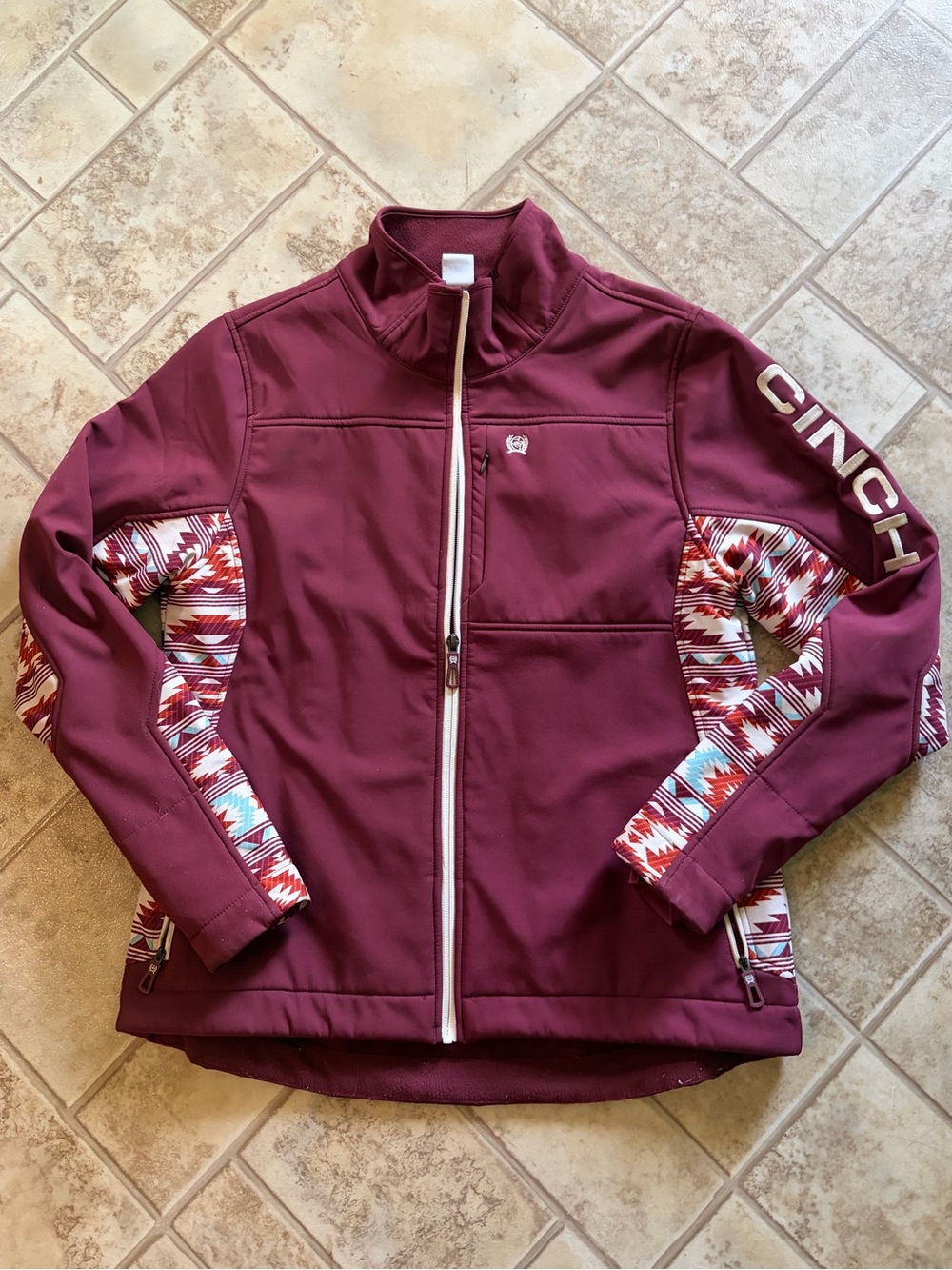 Cinch Women's Maroon Aztec-Trim Softshell Jacket